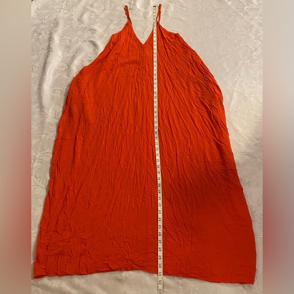 Elan Double V Maxi Dress with spaghetti straps. Size Medium - Picture 7 of 8